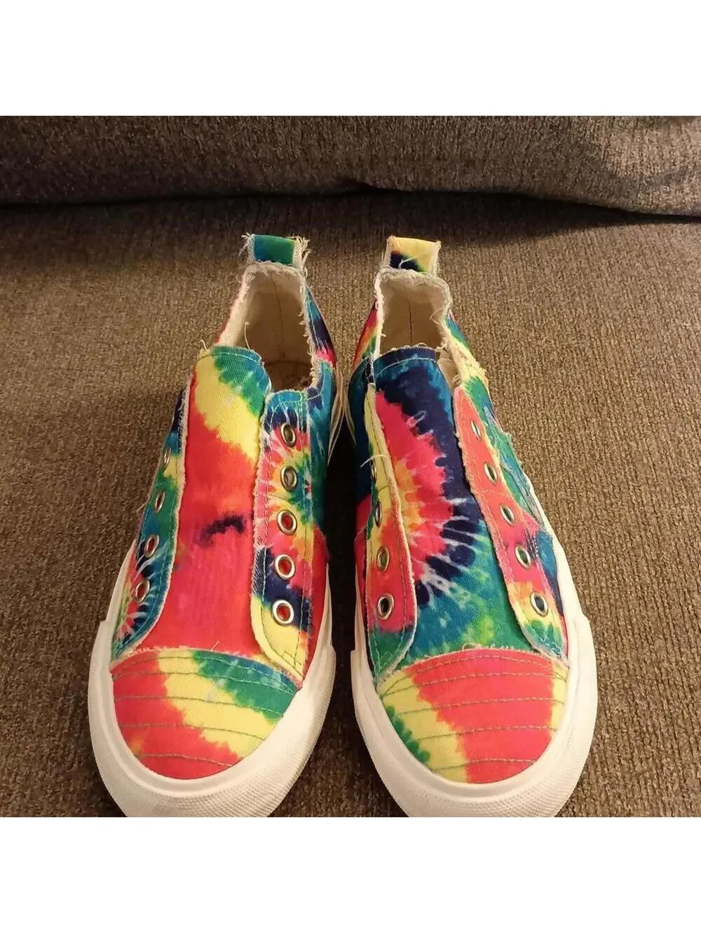 Tie-dye Play Along Sneaker by Gypsy Jazz Size 6.5
